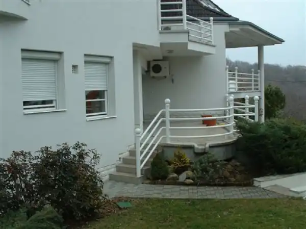 Kiadó ikerház, Budapest, XII. kerület 5 szoba 260 m² 800 E Ft/hó