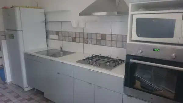 Kiadó újszerű téglalakás, Budapest, XI. kerület 2 szoba 50 m² 270 E Ft/hó